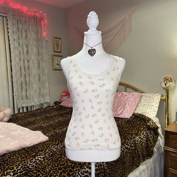 Vintage White Tank Top with Pink Floral Print - Picture 6 of 7